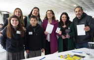 Subsecretaria de Educación y directora nacional de Junaeb realizan entrega del Programa BECA TIC 2023 a estudiantes de Coltauco