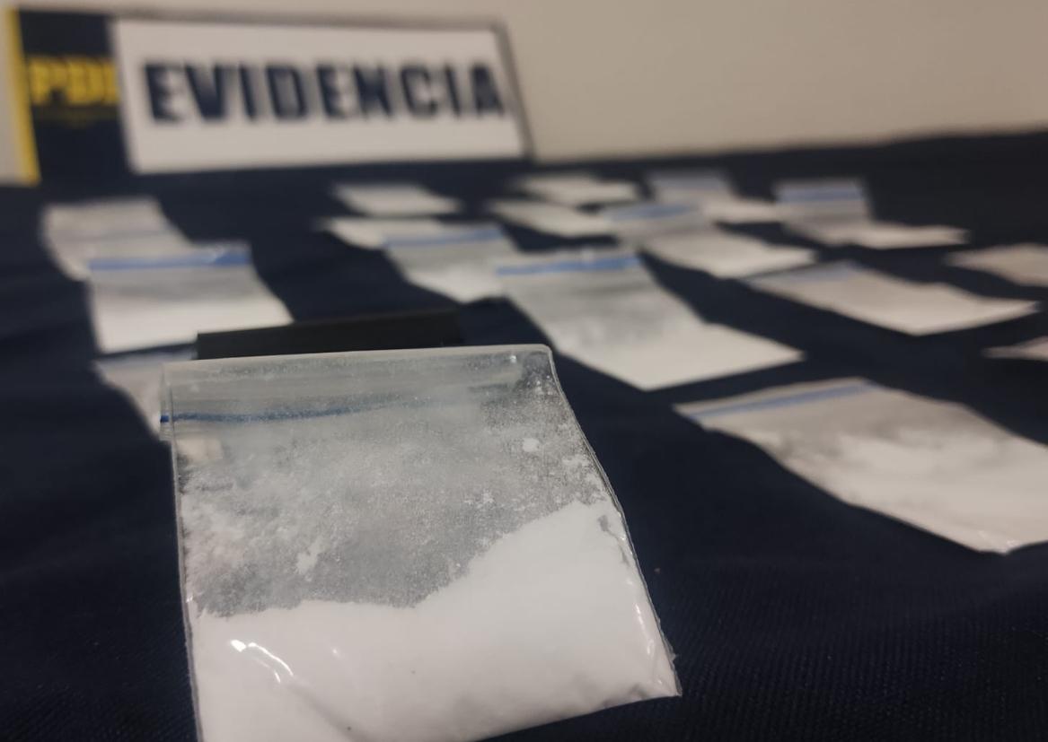 Guardia de seguridad vendía cocaína en las fondas de San Vicente