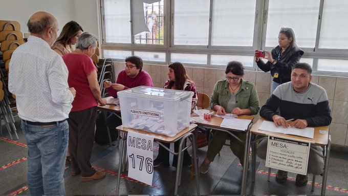 Elecciones municipales y regionales 2024: incertidumbre, desinformación y dispersión del voto