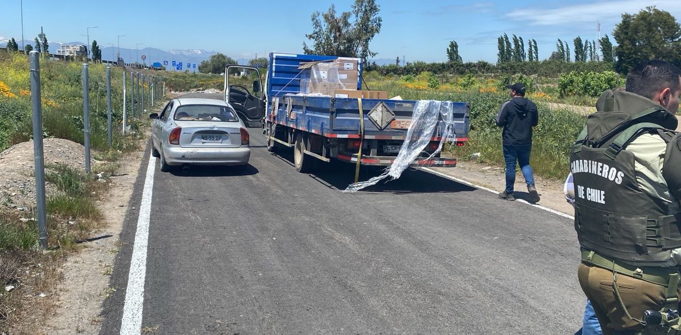 Detienen a 3 sujetos tras robo de camión con productos químicos en Rancagua