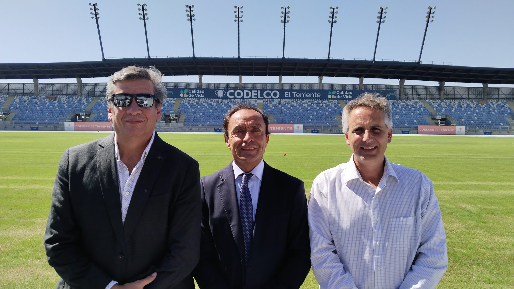 Ministro del Deporte Jaime Pizarro recorrió obras del estadio Codelco El Teniente